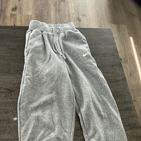 Nike Pants & Jumpsuits Nike Gray Sweatpants Poshmark